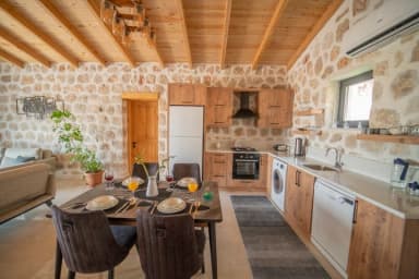 Villa Stone House Korunaklı Havuz 42