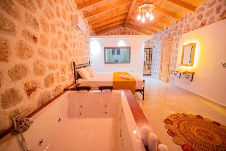Villa Stone House Korunaklı Havuz 22