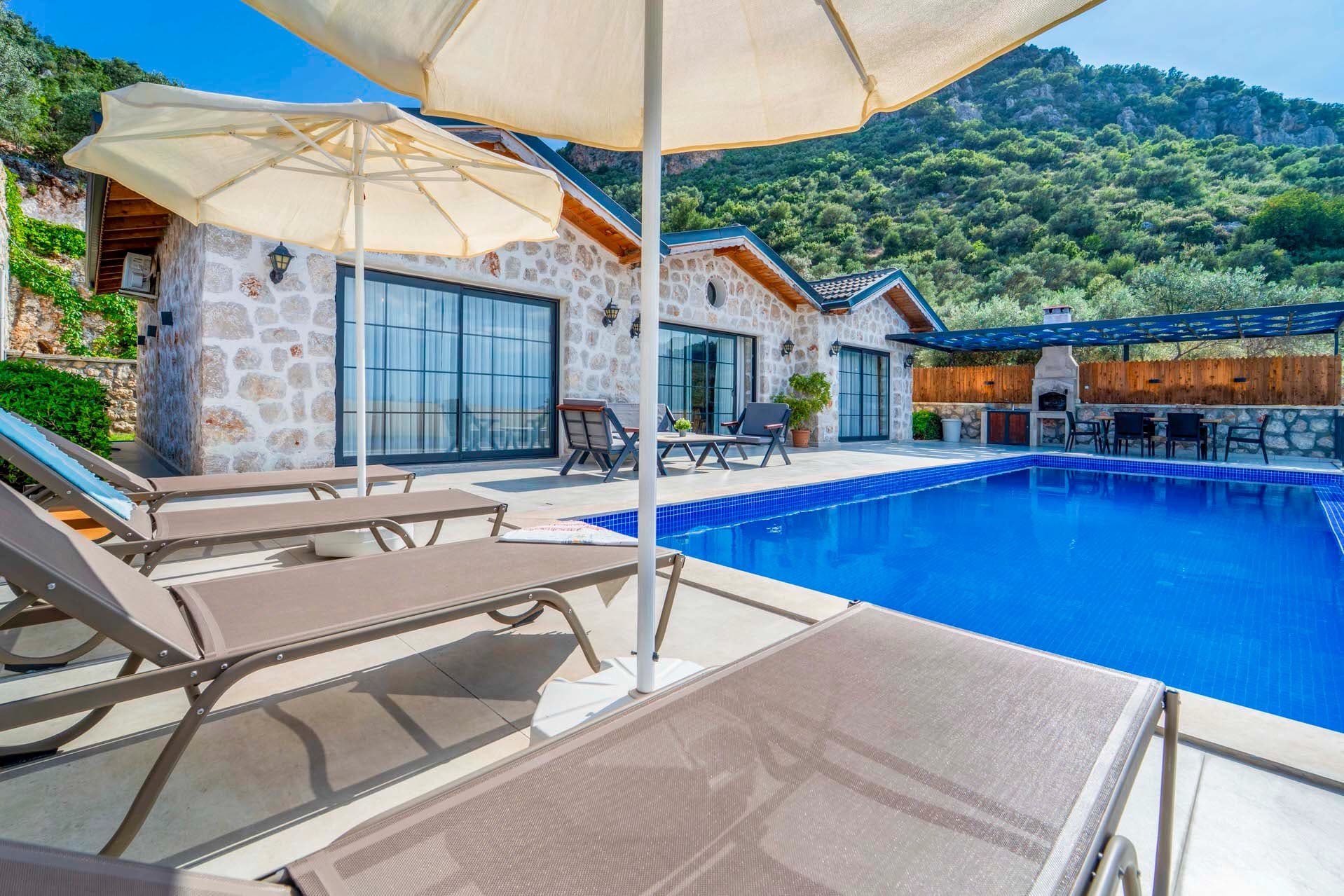 Villa Stone House Korunaklı Havuz 48