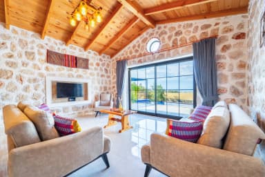 Villa Stone House Korunaklı Havuz 70