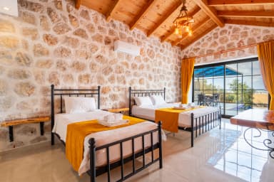 Villa Stone House Korunaklı Havuz 50