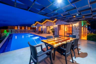Villa Stone House Korunaklı Havuz 14