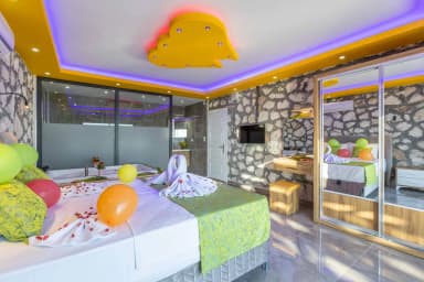 Villa Gün Batımı Aklar Korunaklı Havuz 75