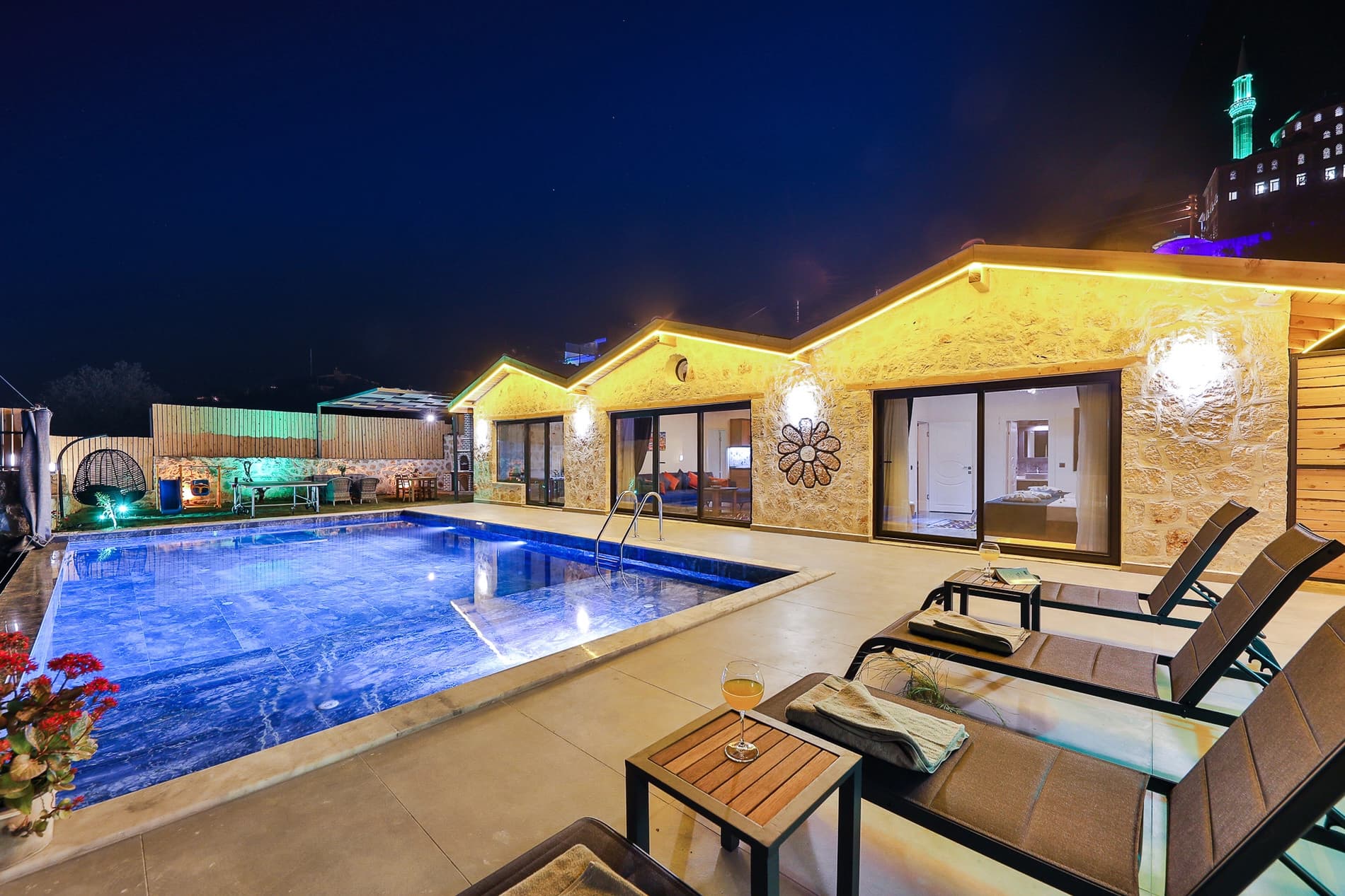 Villa Egemen Korunaklı Havuz 43