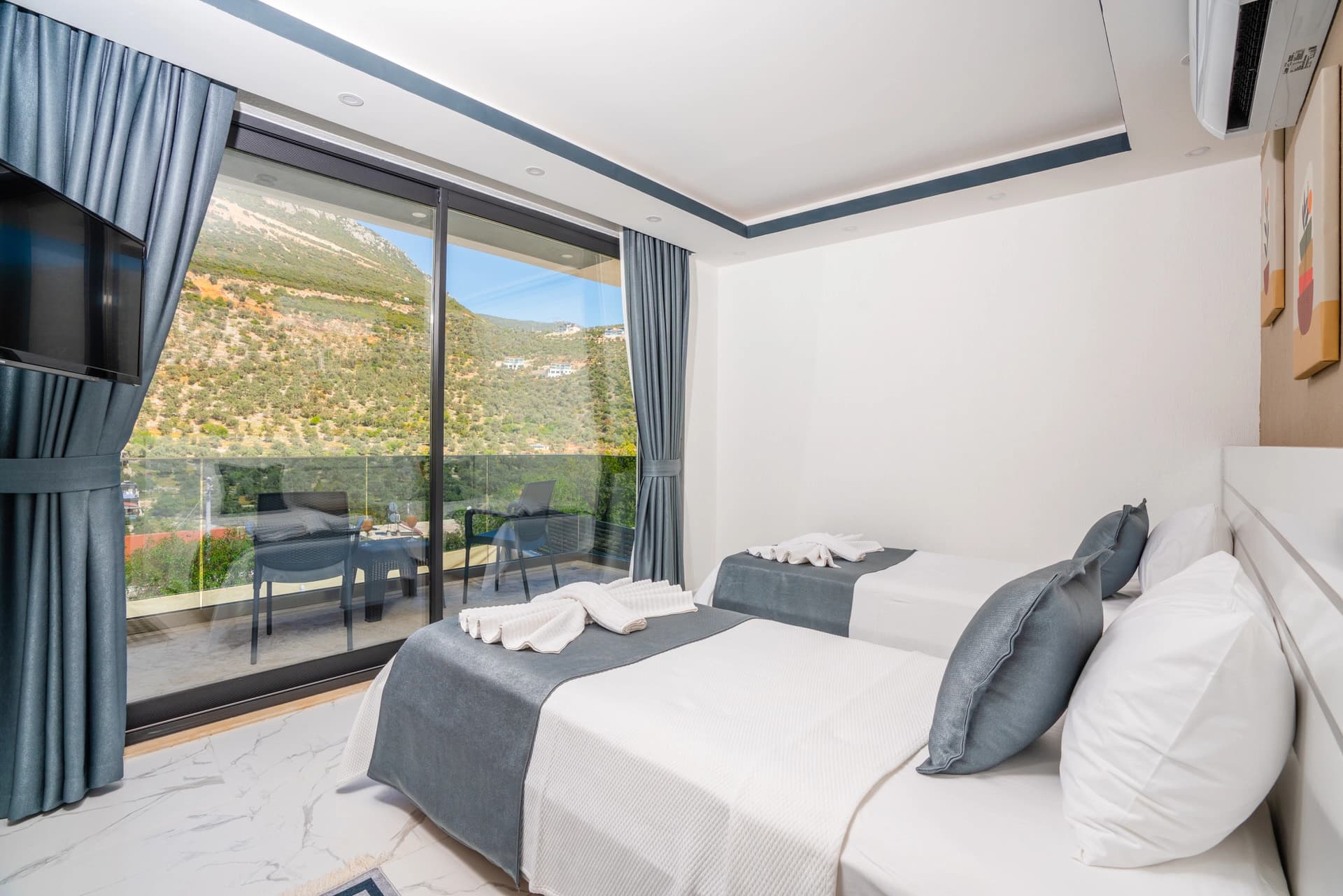 Villa Savoye Korunaklı Havuz 31