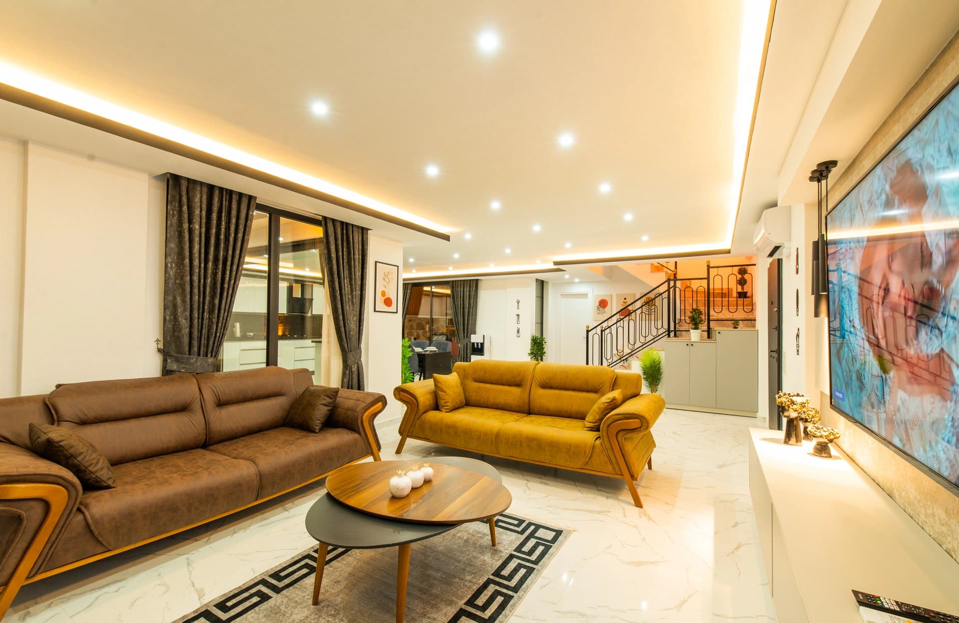 Villa Savoye Korunaklı Havuz 17