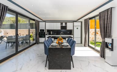 Villa Savoye Korunaklı Havuz 93