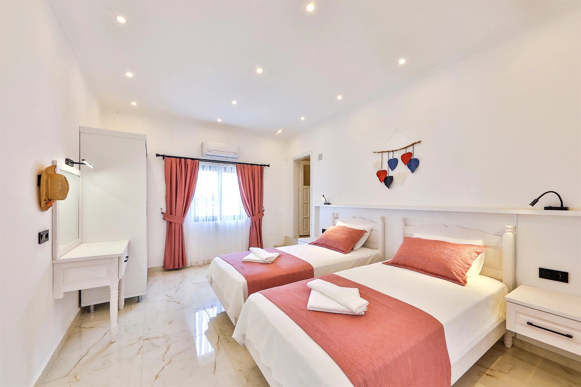 Villa Summery Korunaklı Havuz 18