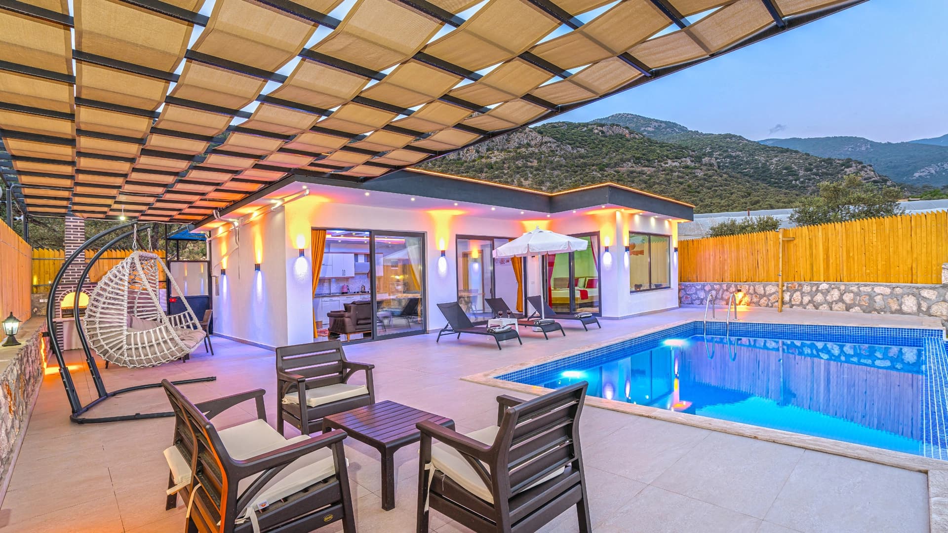 Villa Batu Korunaklı Havuz 69