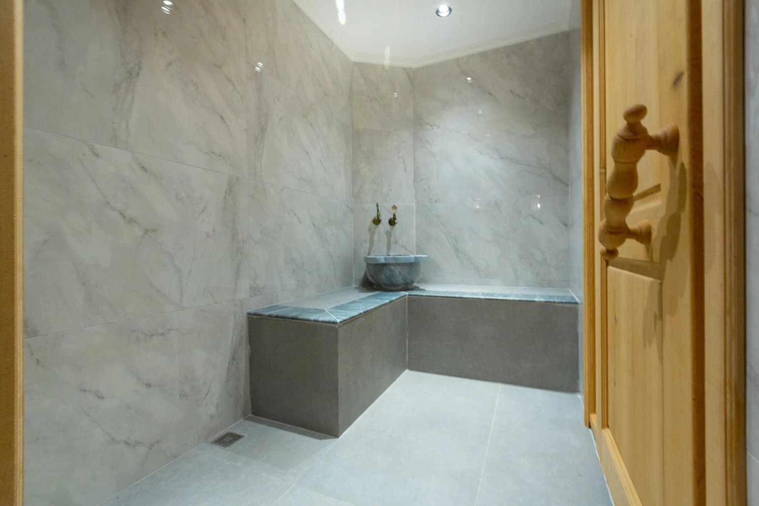 Villa White House Korunaklı Havuz 10