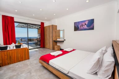 Villa Liya Korunaklı Havuz 57