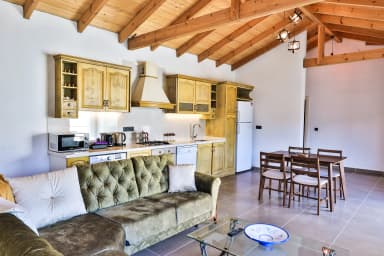 Villa Tawny Korunaklı Havuz 64