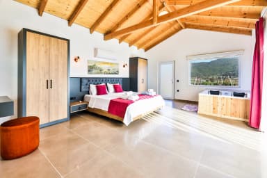 Villa Tawny Korunaklı Havuz 78