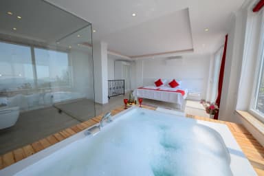 Villa Saten Korunaklı Havuz 72