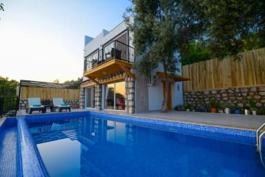 Villa Saten Korunaklı Havuz 36