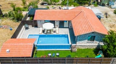 Villa Happy Çil Korunaklı Havuz 26