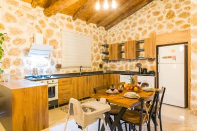Villa Happy Çil Korunaklı Havuz 68