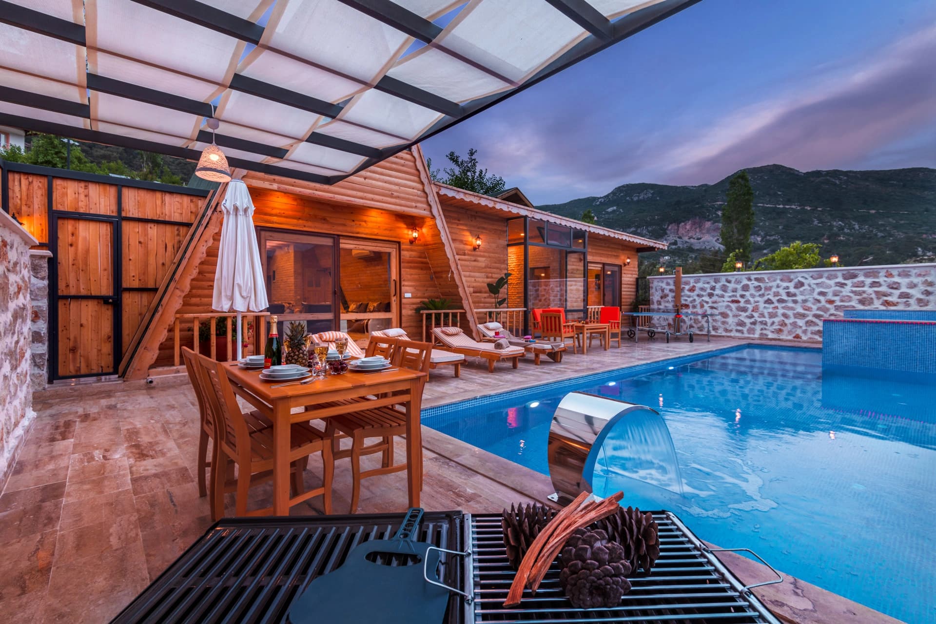 Villa Gürhan Korunaklı Havuz 57