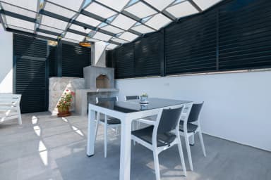 Villa Bozok Korunaklı Havuz 98