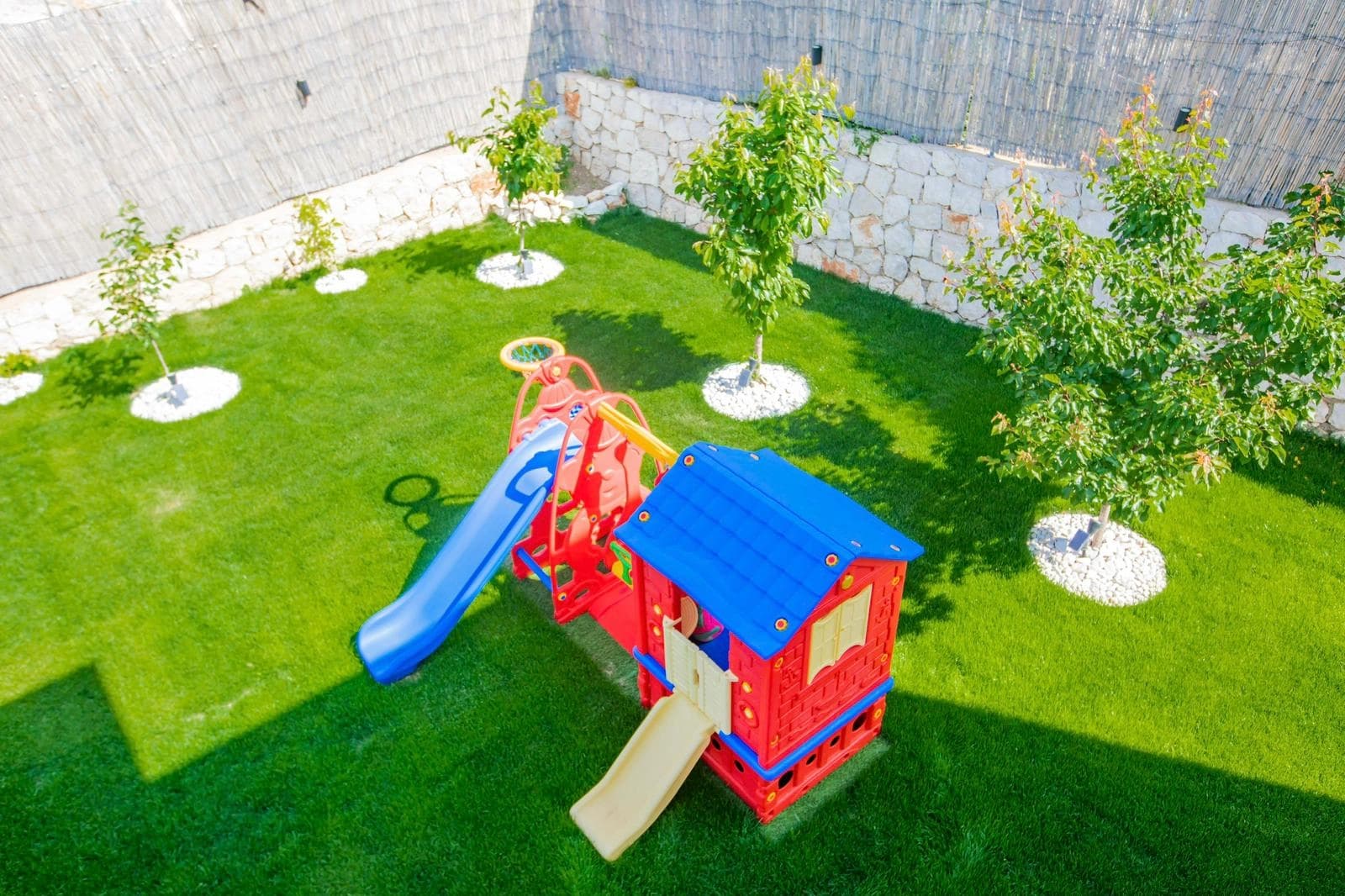 Villa Daphne Korunaklı Havuz 85