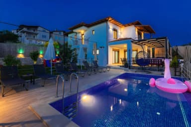 Villa Daphne Korunaklı Havuz 37