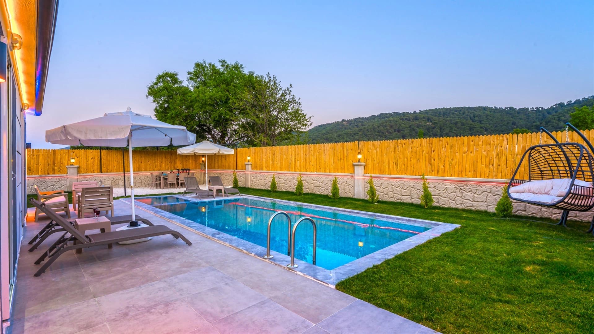 Villa Begonya Korunaklı Havuz 58