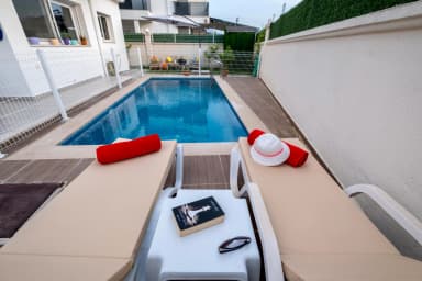 Villa Sarmaşık Korunaklı Havuz 25