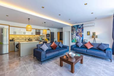 Villa Neon Korunaklı Havuz 37