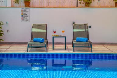 Villa Neon İslamlar 90