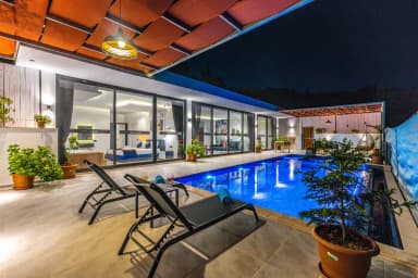 Villa Neon İslamlar 36