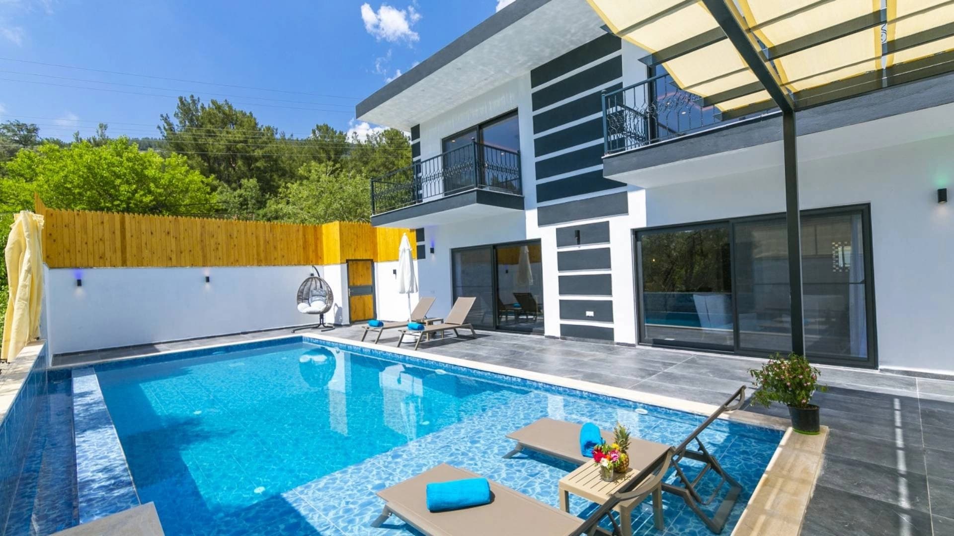 Villa Night Korunaklı Havuz 28