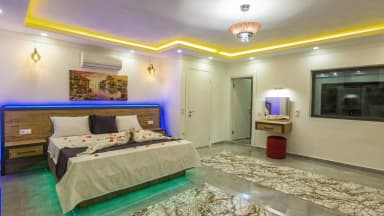 Villa Night Korunaklı Havuz 10