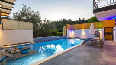 Villa Night Korunaklı Havuz 98