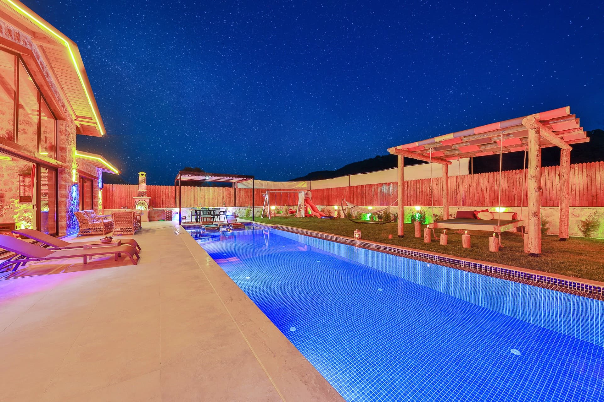 Villa Düşler Bahçesi Korunaklı Havuz 73