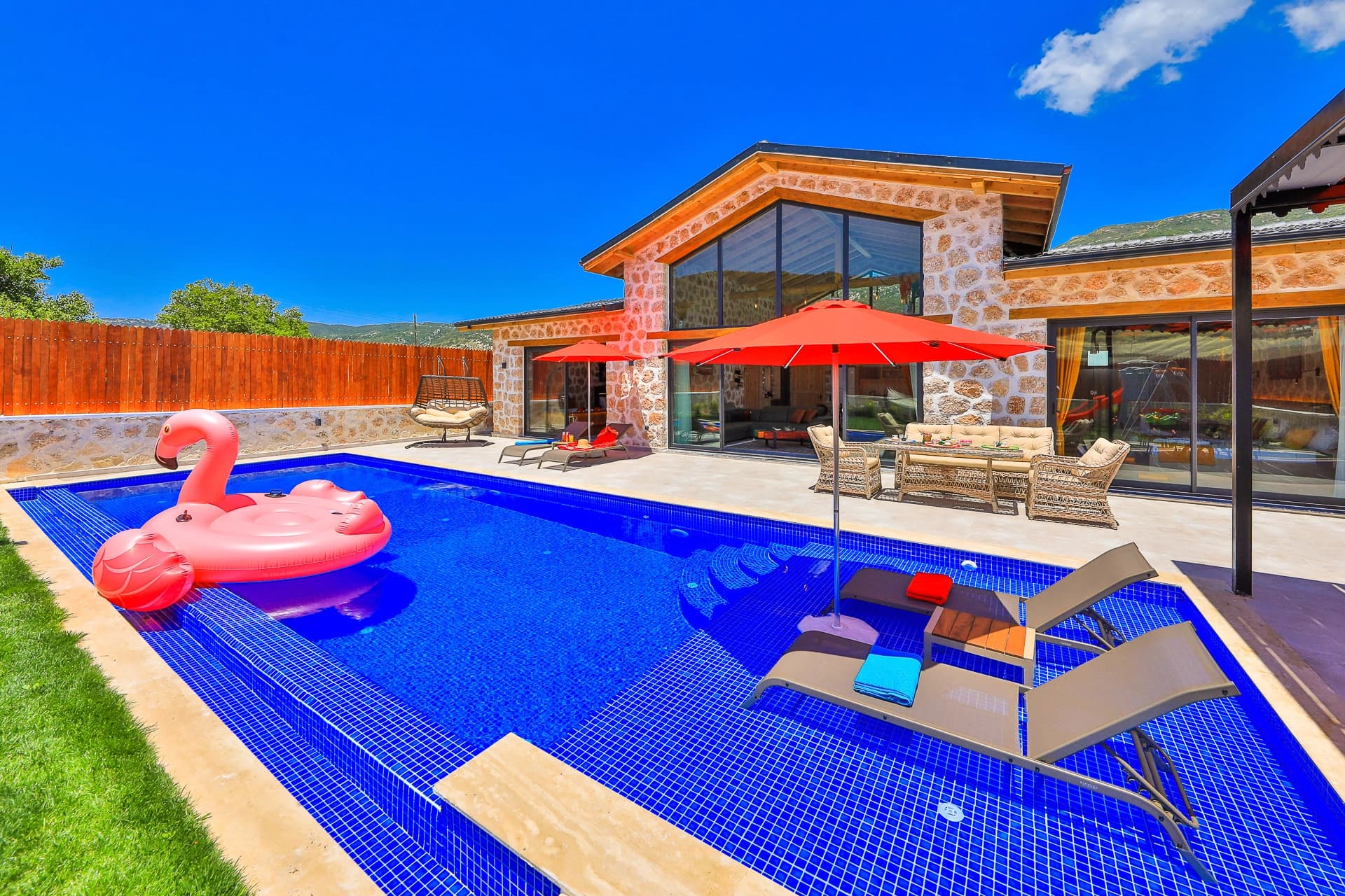 Villa Düşler Bahçesi Korunaklı Havuz 65