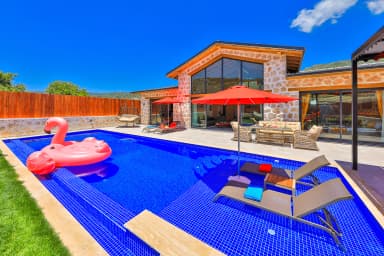 Villa Düşler Bahçesi Korunaklı Havuz 65