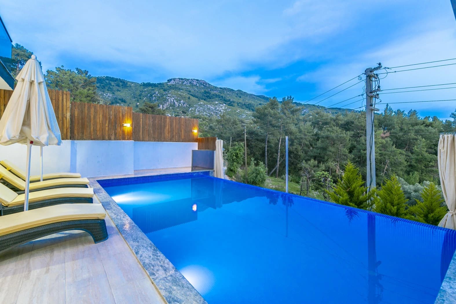 Villa Domino Korunaklı Havuz 99