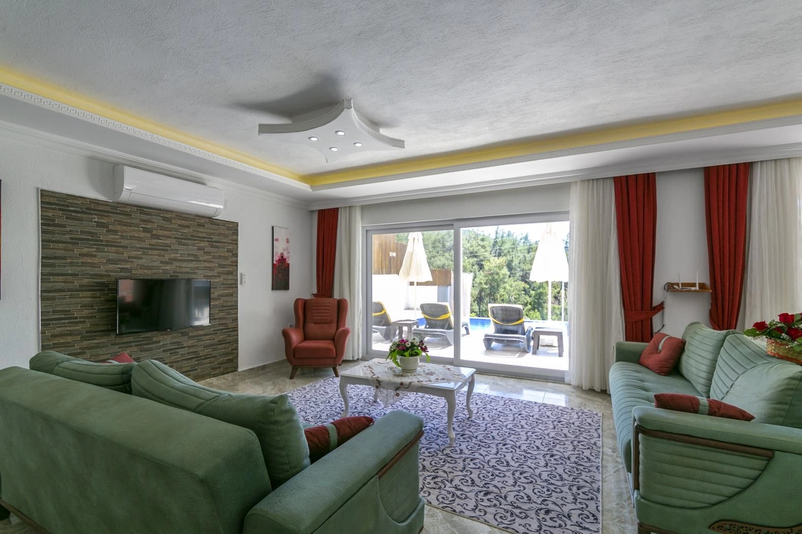 Villa Domino Korunaklı Havuz 31