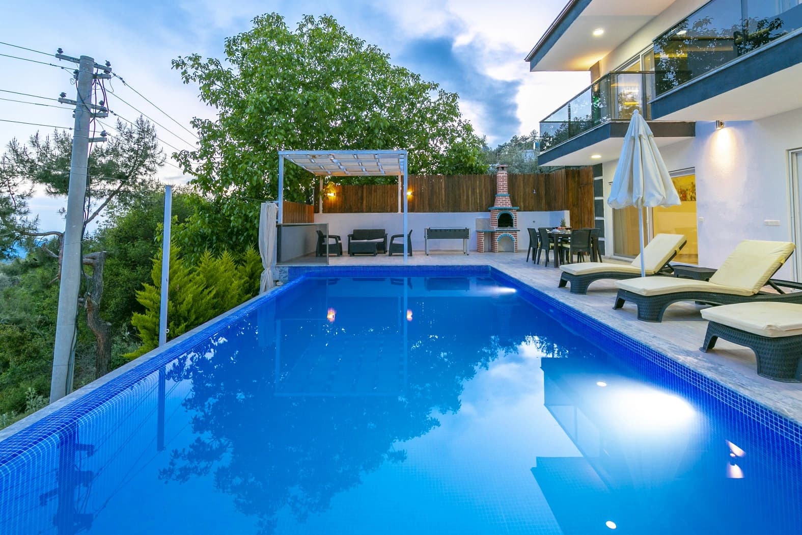 Villa Domino Korunaklı Havuz 43