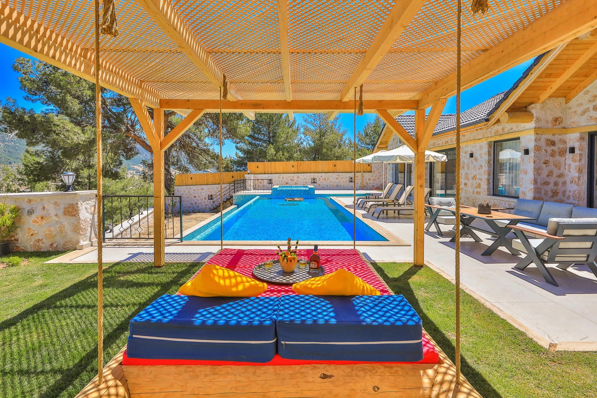Villa Artena Korunaklı Havuz 71
