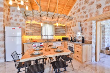 Villa Artena Korunaklı Havuz 45