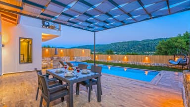 Villa Selenga Korunaklı Havuz 44