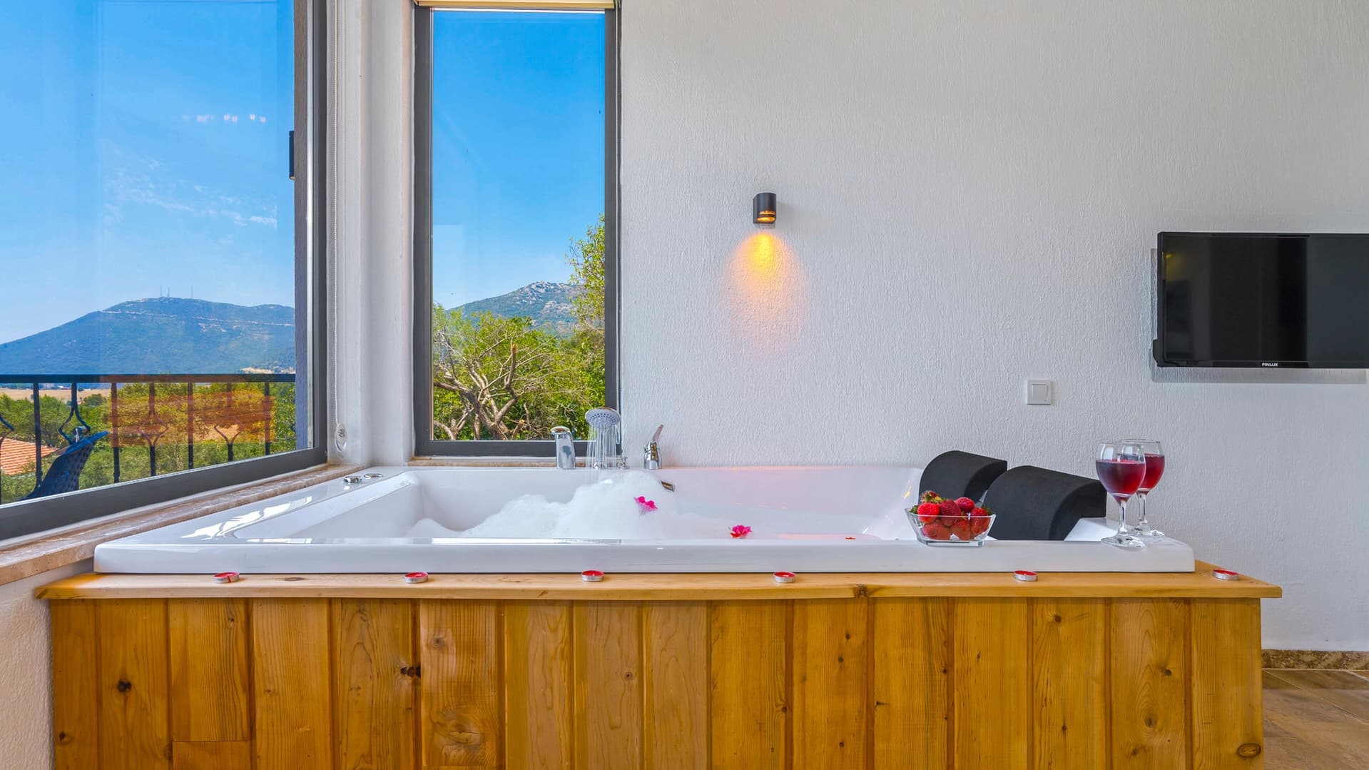 Villa Selenga Korunaklı Havuz 94