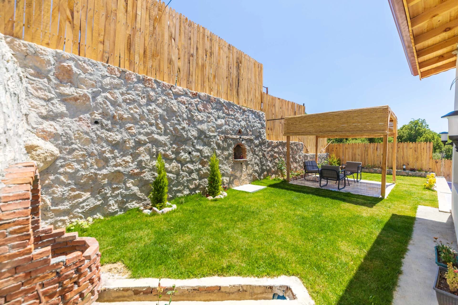 Villa Belis Korunaklı Havuz 42