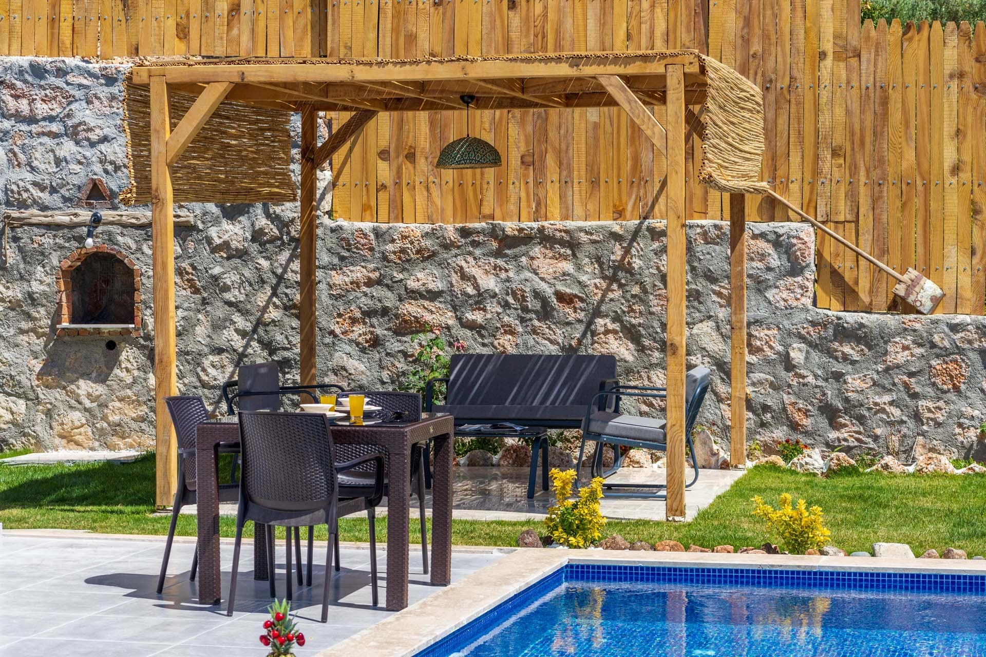 Villa Belis Korunaklı Havuz 98