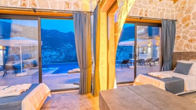 Villa Kartal Tepesi Korunaklı Havuz 60