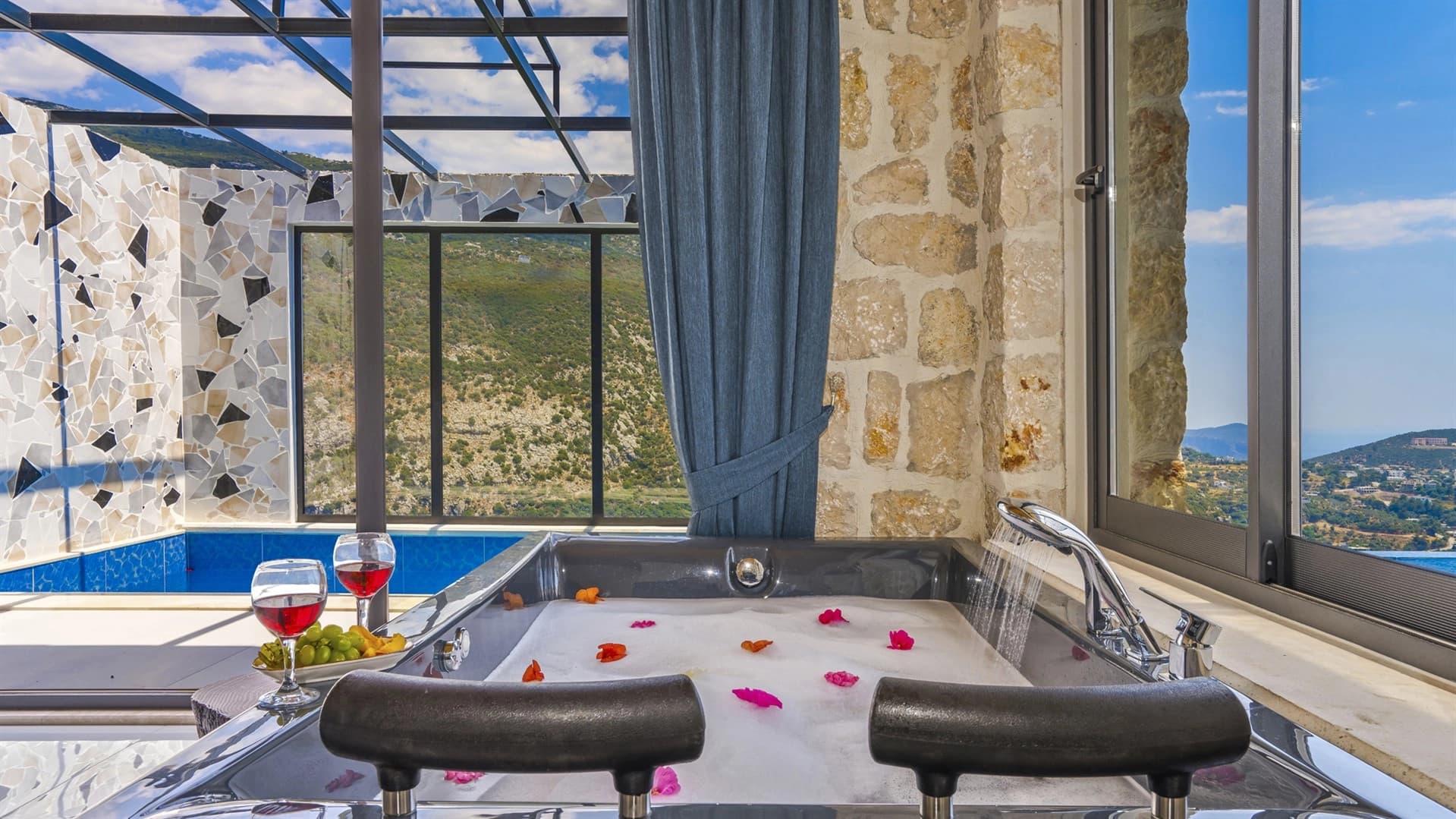 Villa Kartal Tepesi Korunaklı Havuz 66