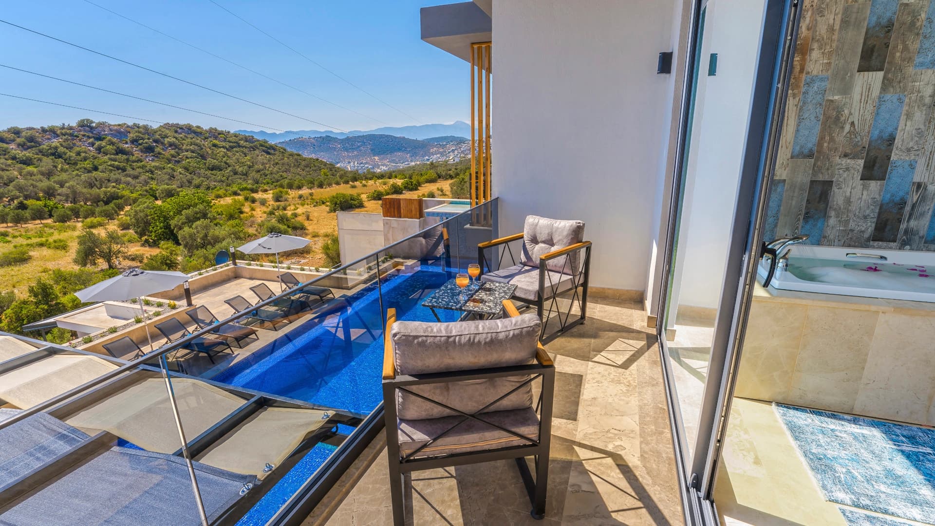 Villa Tilya Korunaklı Havuz 80