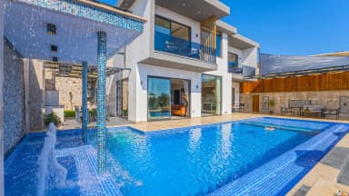 Villa Tilya Korunaklı Havuz 56