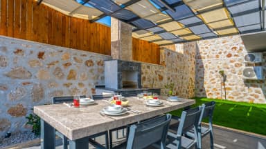 Villa Tilya Korunaklı Havuz 98